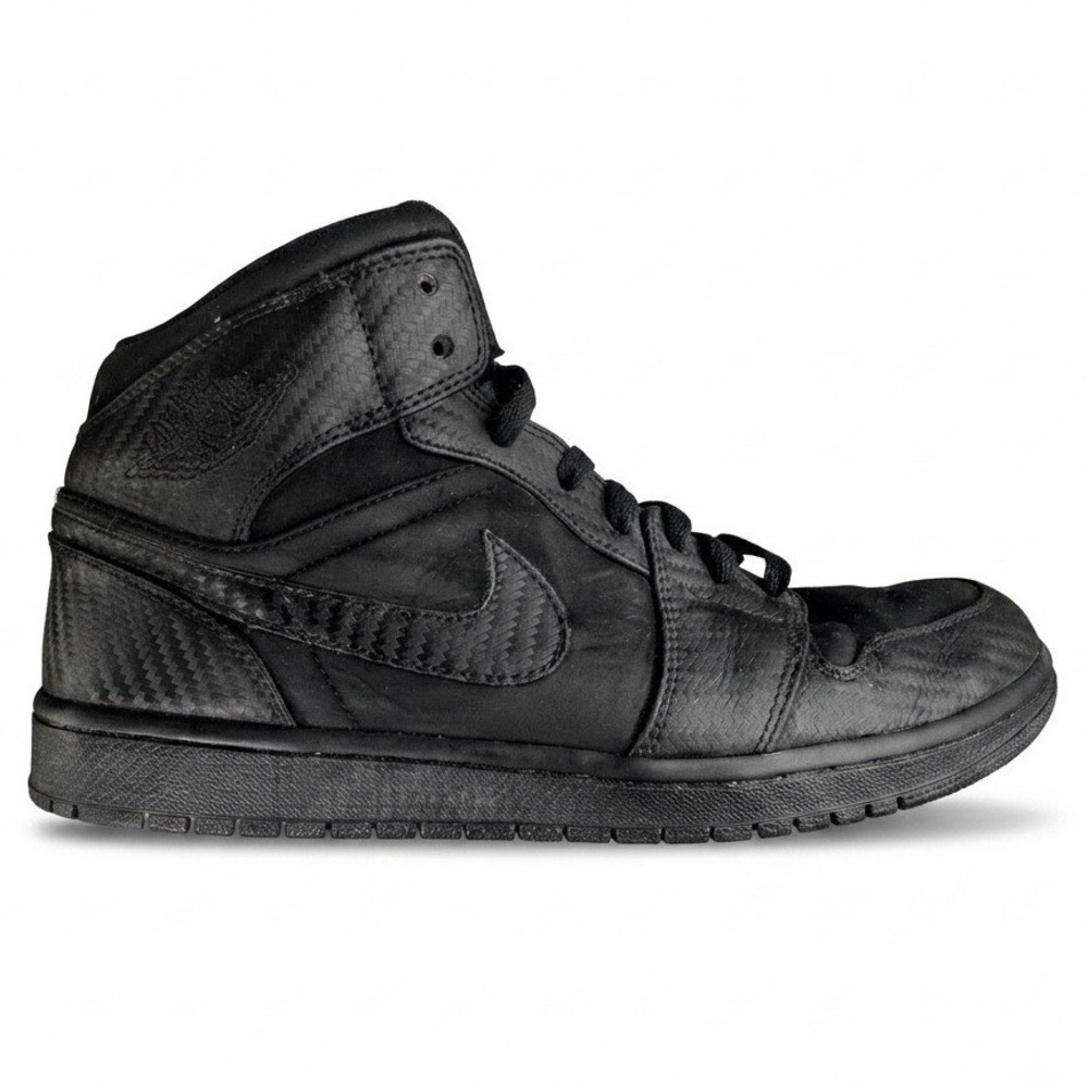 Nike Air Jordan 1 Mid Triple Black Carbon Fiber 554724-004 Mens Shoes Size 11